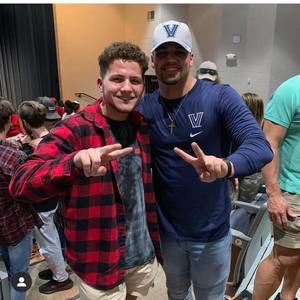 Meet your Posher, Justin